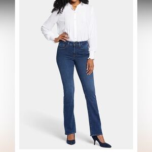New nwt NYDJ BARBARA bootcut stretch jeans $99 retail! Sz 10